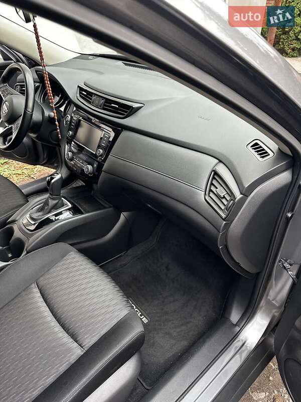 Позашляховик / Кросовер Nissan Rogue 2019 в Дніпрі