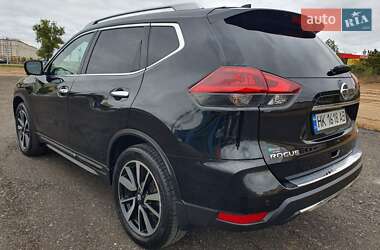 Внедорожник / Кроссовер Nissan Rogue 2019 в Киеве