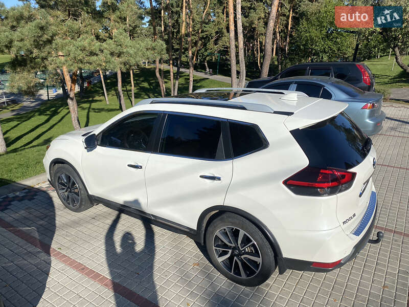 Внедорожник / Кроссовер Nissan Rogue 2019 в Ирпене