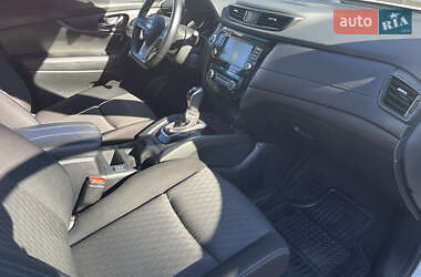 Позашляховик / Кросовер Nissan Rogue 2019 в 