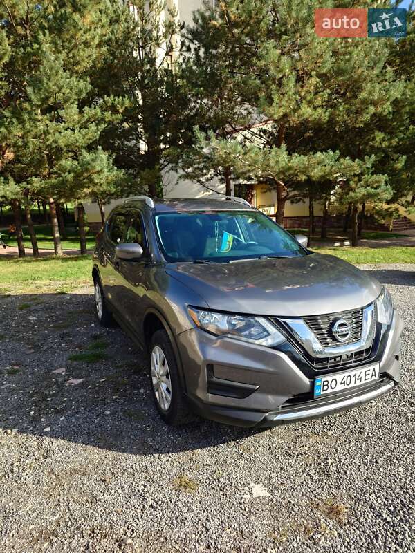 Внедорожник / Кроссовер Nissan Rogue 2016 в Тернополе фото 3 Внедорожник / Кроссовер Nissan Rogue 2016 в Тернополе