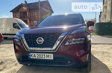 Внедорожник / Кроссовер Nissan Rogue 2020 в Киеве