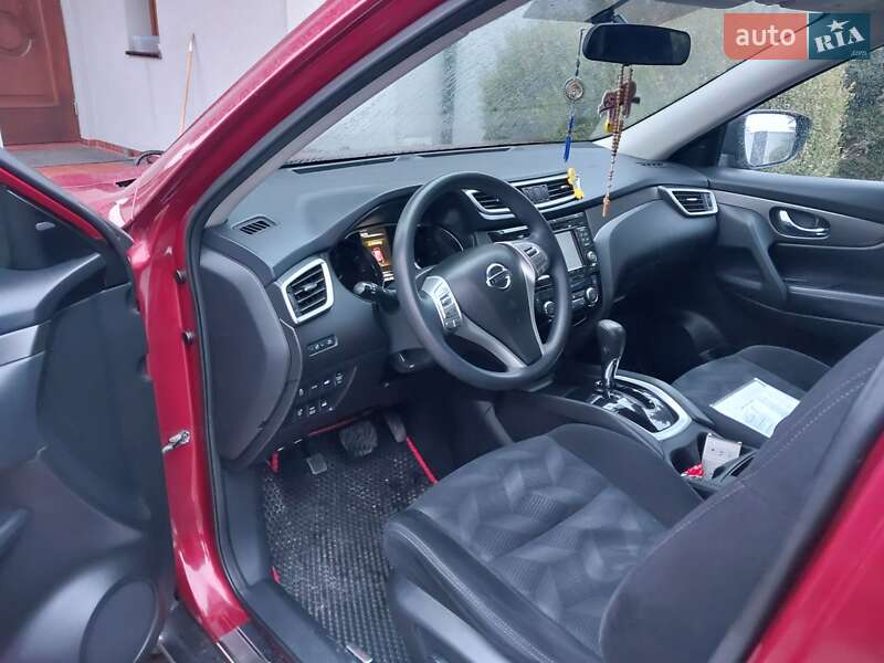 Позашляховик / Кросовер Nissan Rogue 2014 в Івано-Франківську