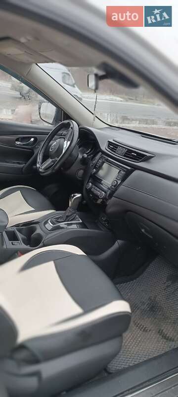 Внедорожник / Кроссовер Nissan Rogue 2018 в Каменском фото 3 Внедорожник / Кроссовер Nissan Rogue 2018 в Каменском