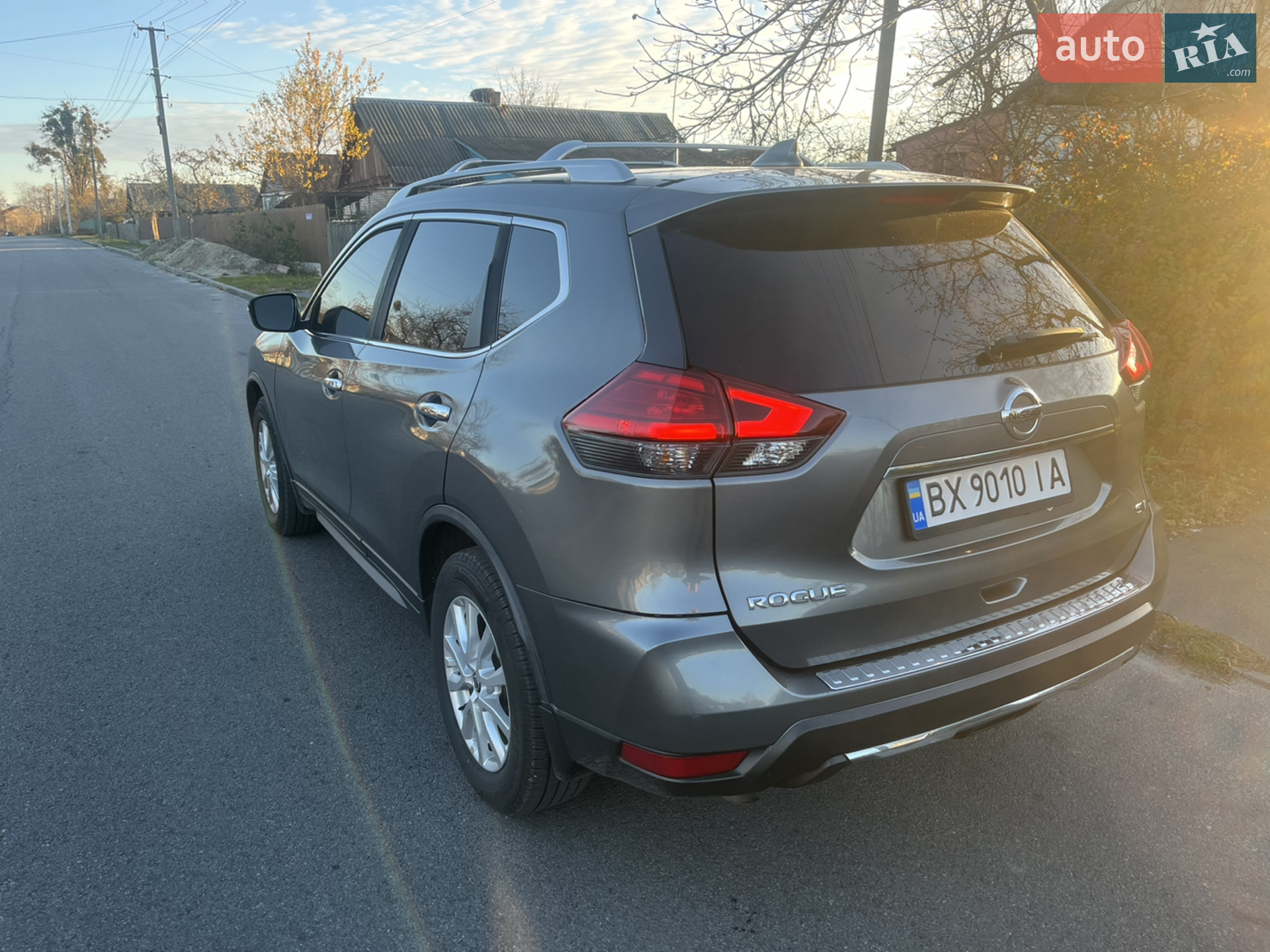 2017 Nissan Rogue - мініатюра 3