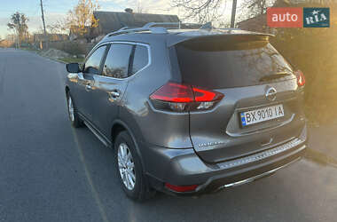 Позашляховик / Кросовер Nissan Rogue 2017 в 