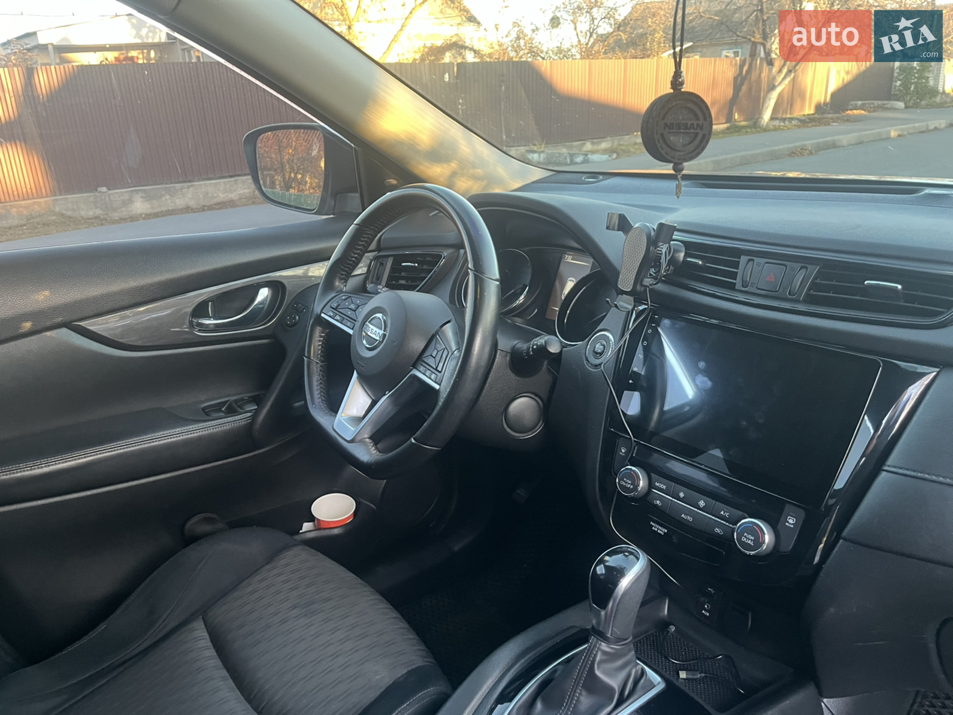 2017 Nissan Rogue - мініатюра 5