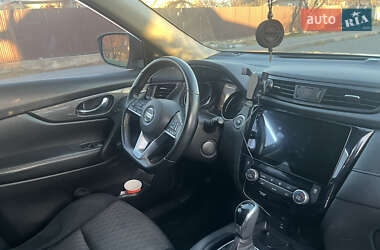 Позашляховик / Кросовер Nissan Rogue 2017 в 