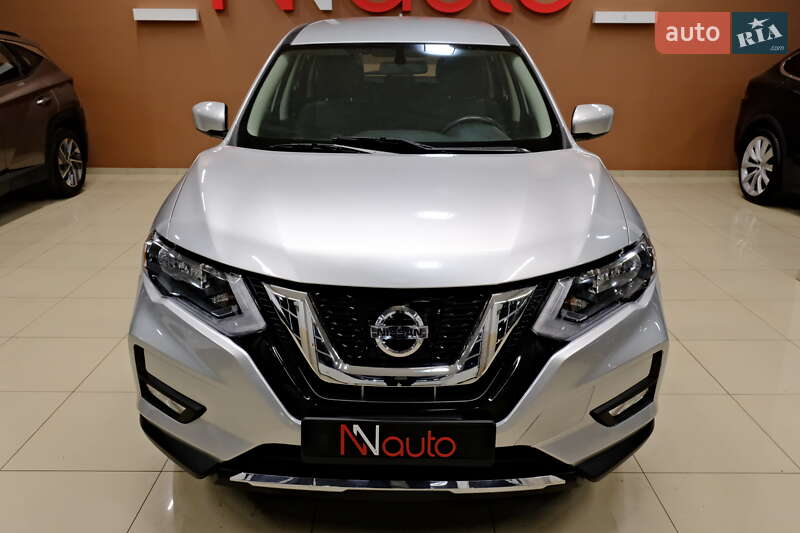 Внедорожник / Кроссовер Nissan Rogue 2017 в Одессе