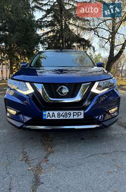 Внедорожник / Кроссовер Nissan Rogue 2018 в Смеле