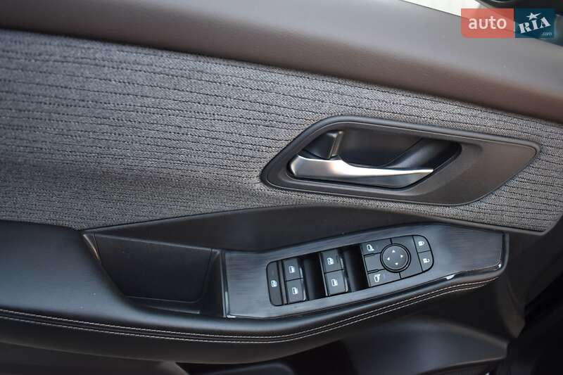 Позашляховик / Кросовер Nissan Rogue 2021 в Білій Церкві