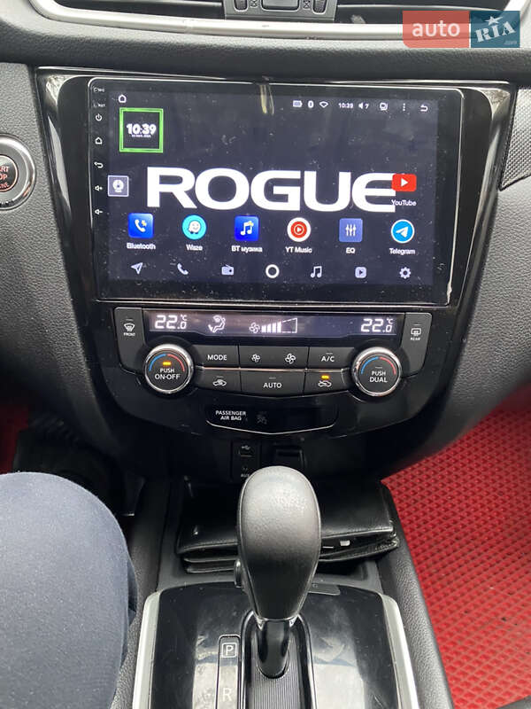 Позашляховик / Кросовер Nissan Rogue 2015 в Миколаєві