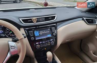 Внедорожник / Кроссовер Nissan Rogue 2014 в Чернигове