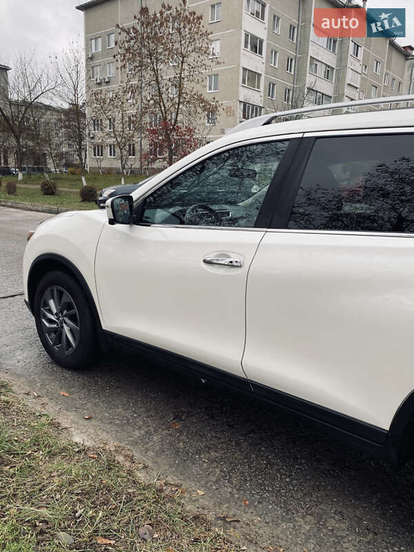 Позашляховик / Кросовер Nissan Rogue 2015 в Вараші фото 6 Позашляховик / Кросовер Nissan Rogue 2015 в Вараші