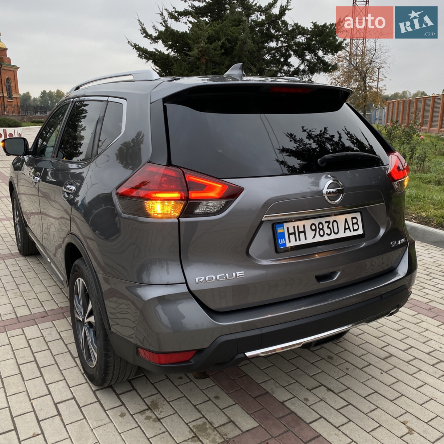 2016 Nissan Rogue - мініатюра 2