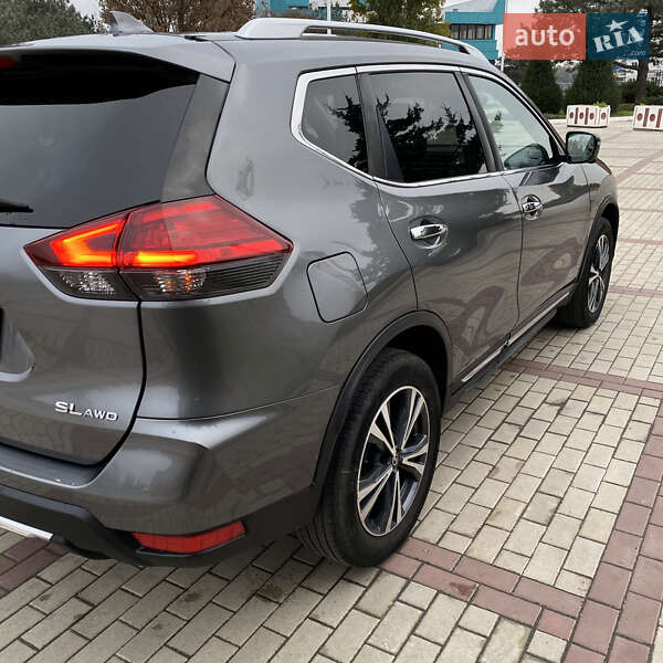 Внедорожник / Кроссовер Nissan Rogue 2016 в Измаиле