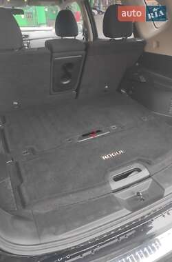 Внедорожник / Кроссовер Nissan Rogue 2016 в 