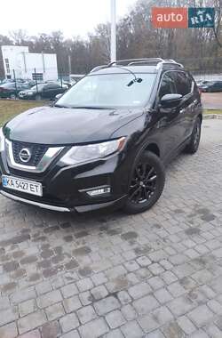 Внедорожник / Кроссовер Nissan Rogue 2016 в 