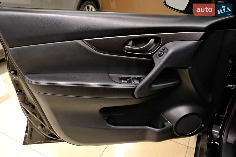 Внедорожник / Кроссовер Nissan Rogue 2019 в Одессе