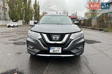 Позашляховик / Кросовер Nissan Rogue 2017 в Києві