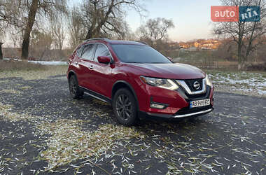 Внедорожник / Кроссовер Nissan Rogue 2016 в Томашполе