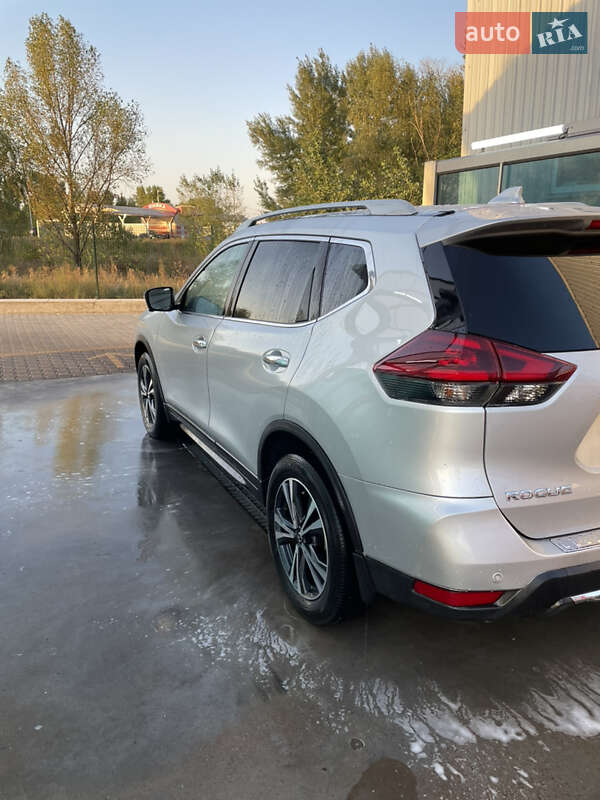 Позашляховик / Кросовер Nissan Rogue 2020 в Києві