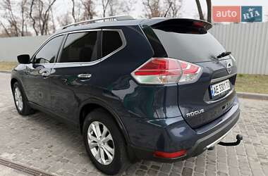 Внедорожник / Кроссовер Nissan Rogue 2015 в Днепре