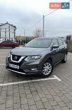 Позашляховик / Кросовер Nissan Rogue 2018 в Луцьку