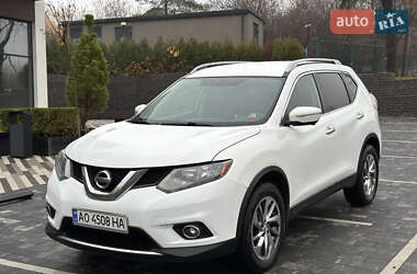 Позашляховик / Кросовер Nissan Rogue 2014 в Ужгороді