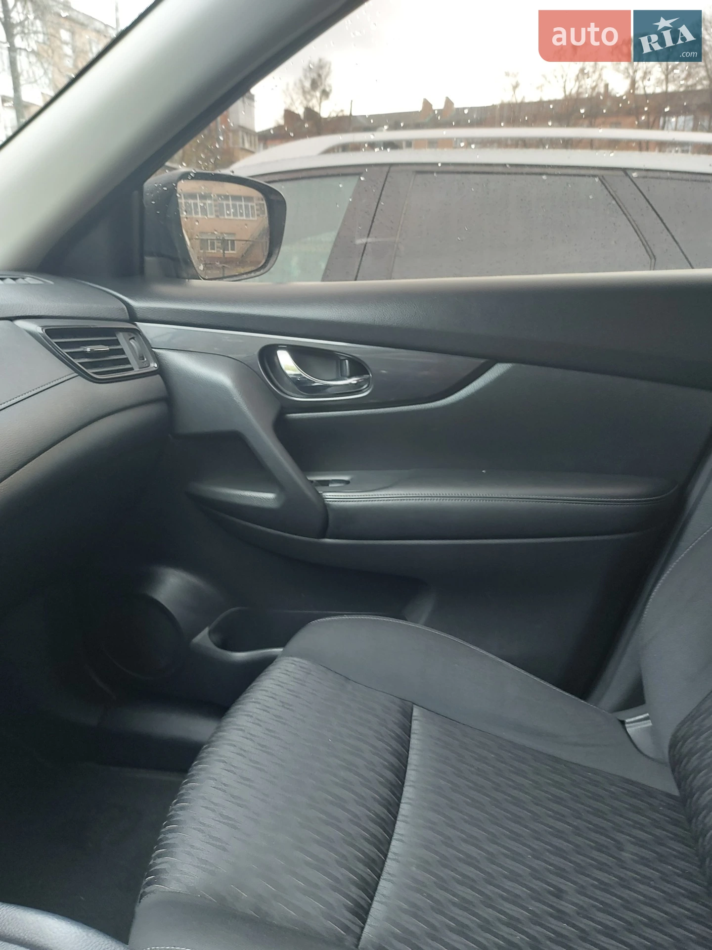 2017 Nissan Rogue - мініатюра 16