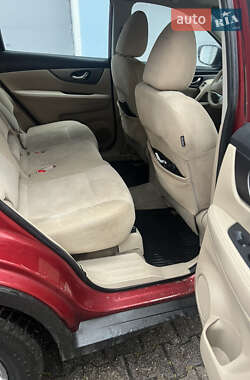 Позашляховик / Кросовер Nissan Rogue 2014 в 