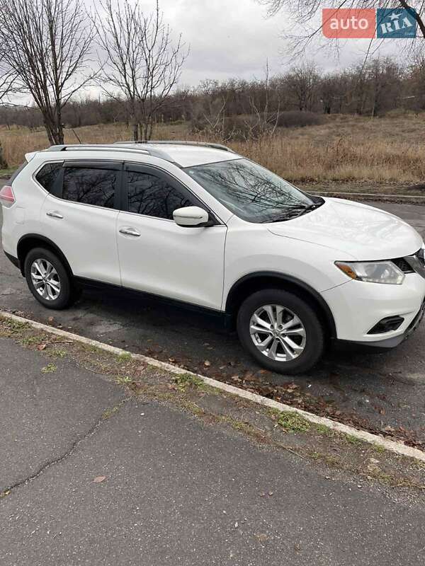 Позашляховик / Кросовер Nissan Rogue 2014 в Кривому Розі