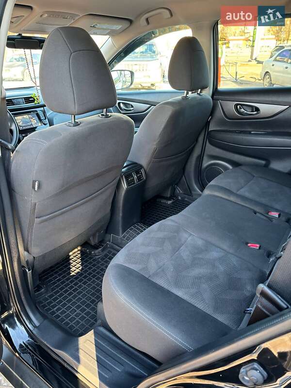 Внедорожник / Кроссовер Nissan Rogue 2016 в Киеве фото 5 Внедорожник / Кроссовер Nissan Rogue 2016 в Киеве
