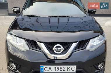 Позашляховик / Кросовер Nissan Rogue 2015 в Черкасах