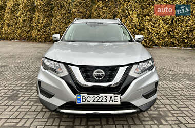 Позашляховик / Кросовер Nissan Rogue 2018 в Львові