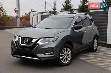 Позашляховик / Кросовер Nissan Rogue 2020 в 
