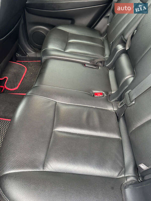 Внедорожник / Кроссовер Nissan Rogue 2019 в Киеве