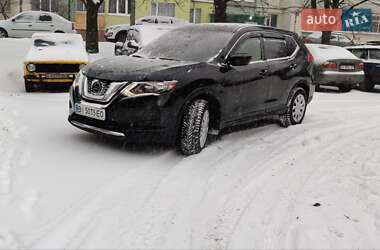 Позашляховик / Кросовер Nissan Rogue 2018 в Полтаві