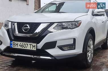 Позашляховик / Кросовер Nissan Rogue 2017 в Одесі