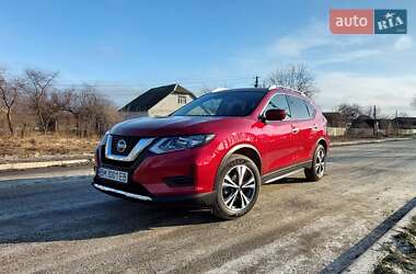 Позашляховик / Кросовер Nissan Rogue 2018 в Ромнах