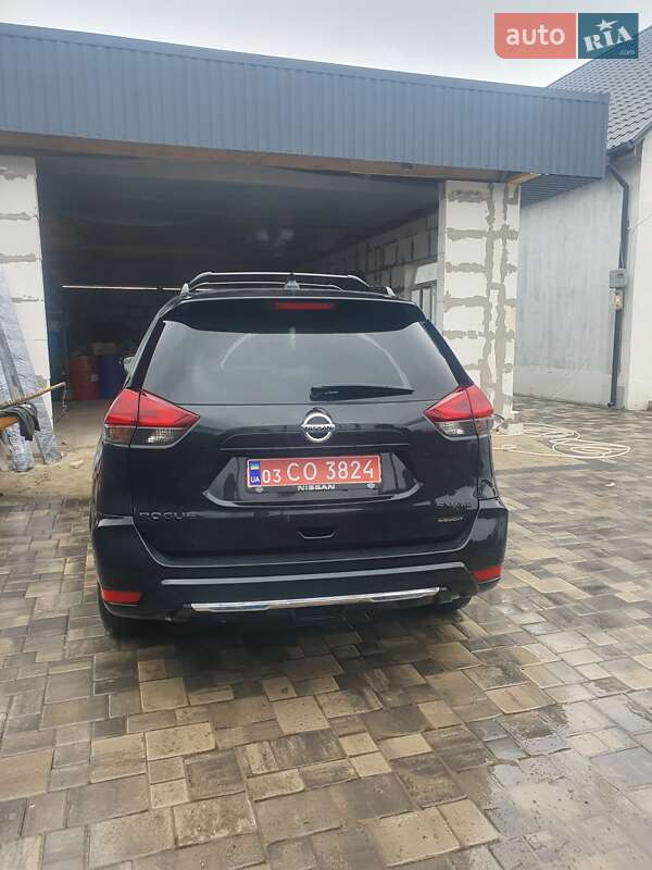 Позашляховик / Кросовер Nissan Rogue 2018 в Ізмаїлі