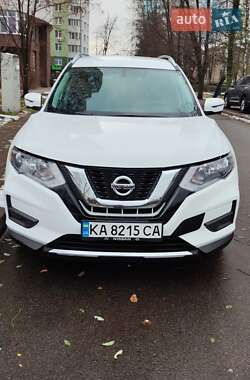 Позашляховик / Кросовер Nissan Rogue 2016 в Києві