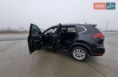 Позашляховик / Кросовер Nissan Rogue 2018 в Полтаві