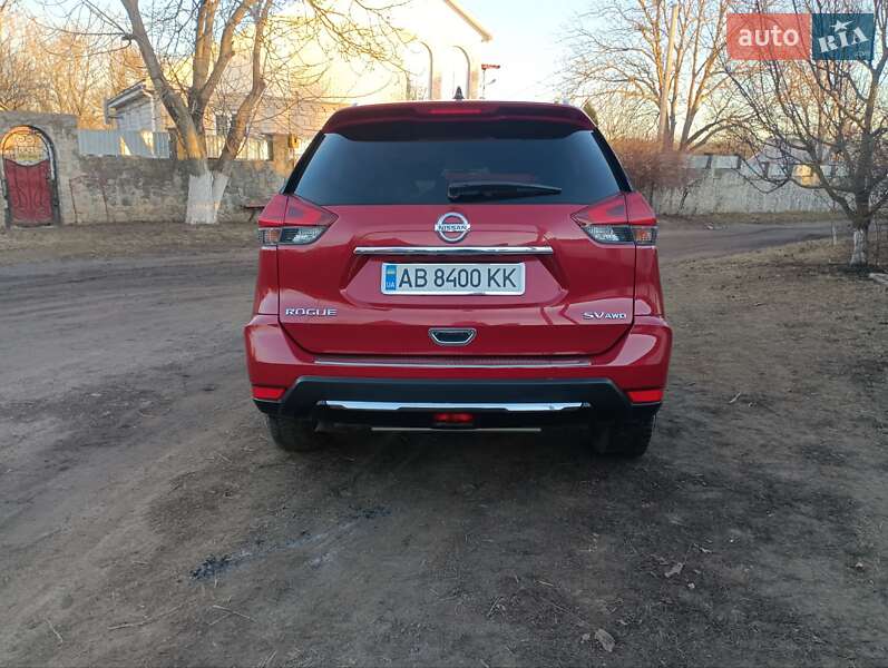 Позашляховик / Кросовер Nissan Rogue 2017 в Липовці