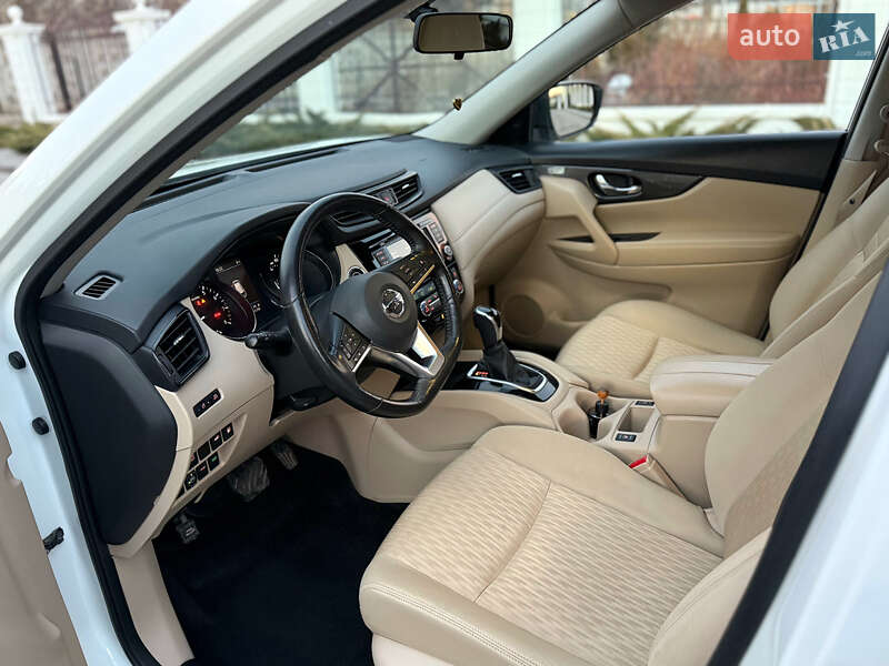 Позашляховик / Кросовер Nissan Rogue 2018 в Вінниці