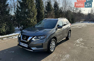 Внедорожник / Кроссовер Nissan Rogue 2018 в Стрые