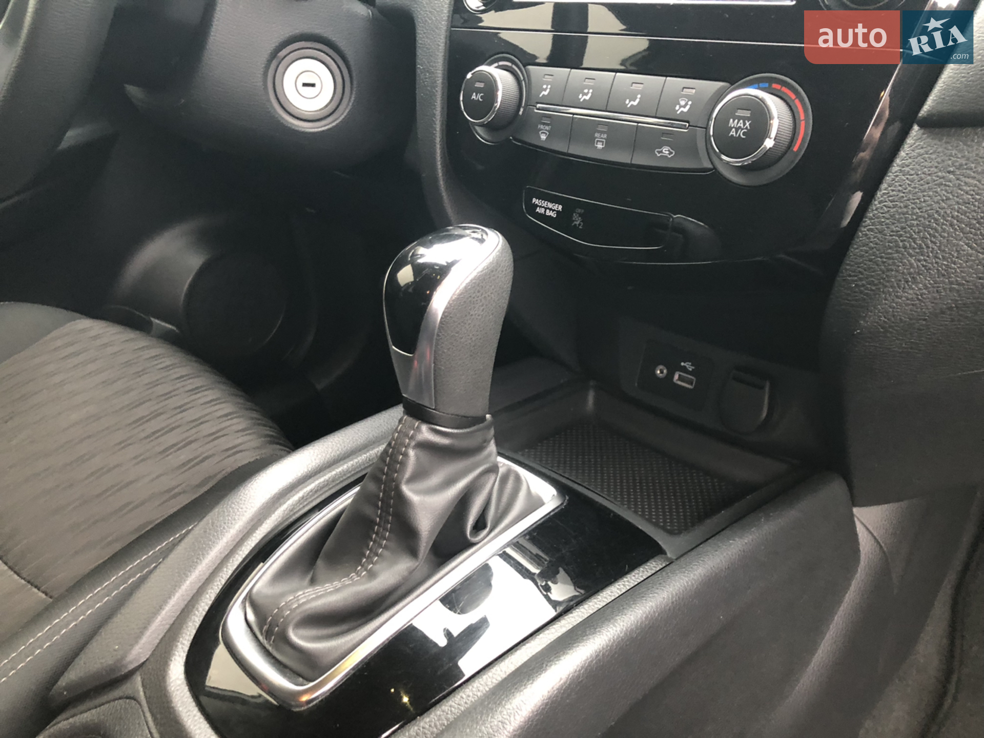 2019 Nissan Rogue - мініатюра 31