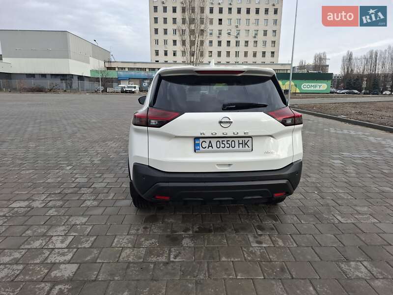 Внедорожник / Кроссовер Nissan Rogue 2020 в Черкассах