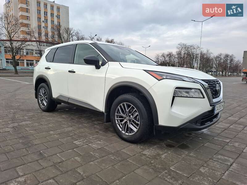 Внедорожник / Кроссовер Nissan Rogue 2020 в Черкассах