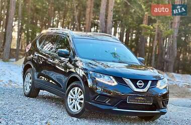 Позашляховик / Кросовер Nissan Rogue 2016 в Києві